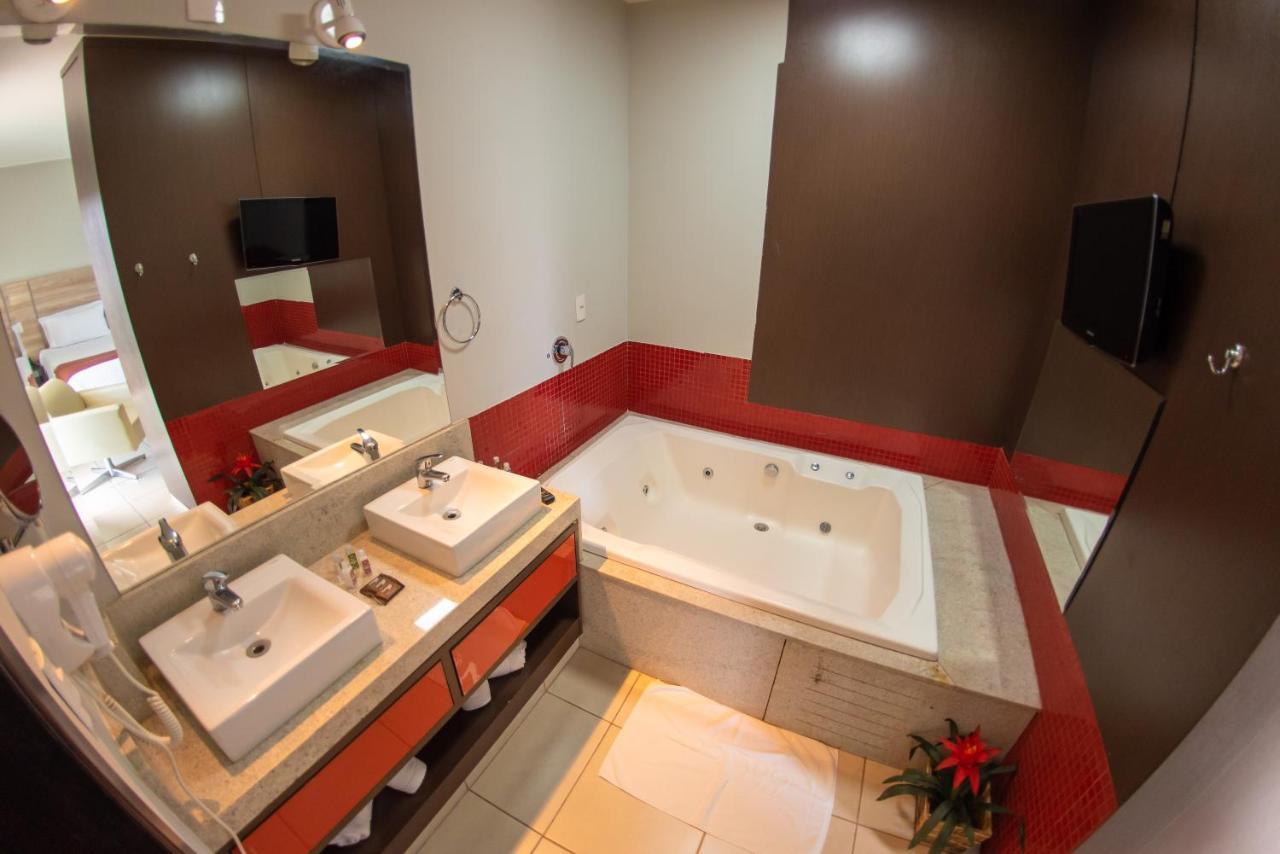 Hotel Eldorado Paracatu Buitenkant foto